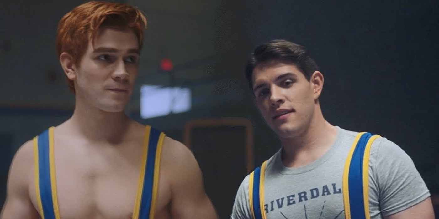 Riverdale S Kj Apa On Shipping Archie Kevin Love It Let S Go