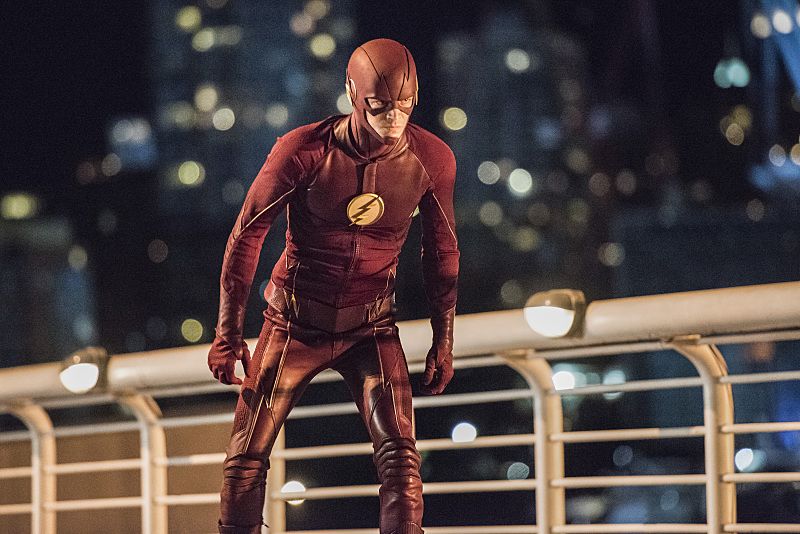 The Flash -- Paradox -- Image: FLA302a_0358b2.jpg -- Pictured: Grant Gustin as The Flash -- Photo: Dean Buscher/The CW -- ÃÂ© 2016 The CW Network, LLC. All rights reserved.