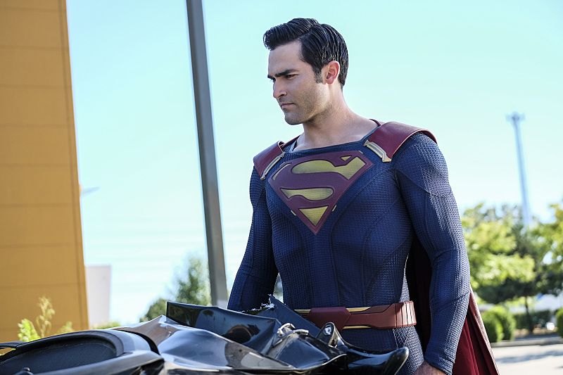 Supergirl -- The Last Children of Krypton -- Image SPG202a_0073 -- Pictured: Tyler Hoechlin as Clark/Superman -- Photo: Robert Falconer/The CW -- ÃÂ© 2016 The CW Network, LLC. All Rights Reserved