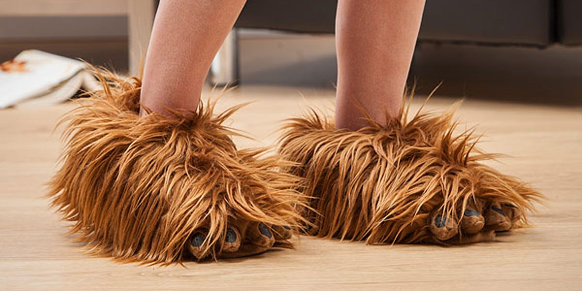 chewbacca-slippers