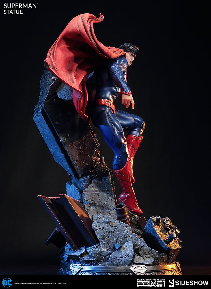dc-comics-the-new-52-superman-statue-prime1