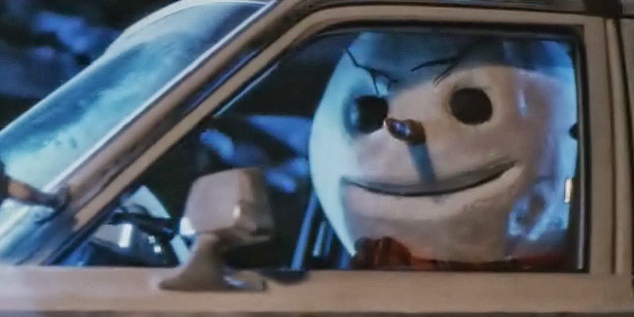 Jack in snowman form driving a car in Jack Frost.