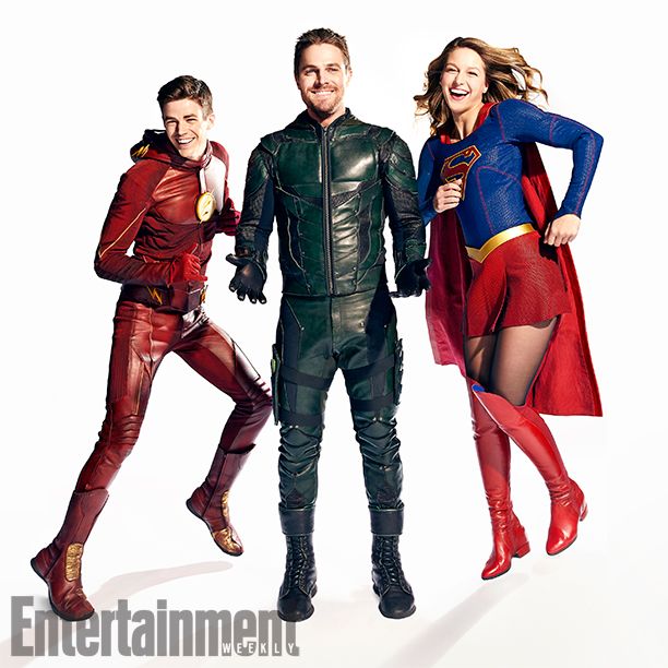 Flash, Green Arrow and Supergirl are off to deal with an alien invasion.