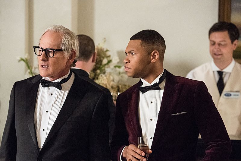 DC&#039;s Legends of Tomorrow --Compromised -- Pictured (L-R): Victor Garber as Professor Martin Stein and Franz Drameh as Jefferson Jax Jackson -- Photo: Dean Buscher/The CW -- ÃÂ© 2016 The CW Network, LLC. All Rights Reserved.