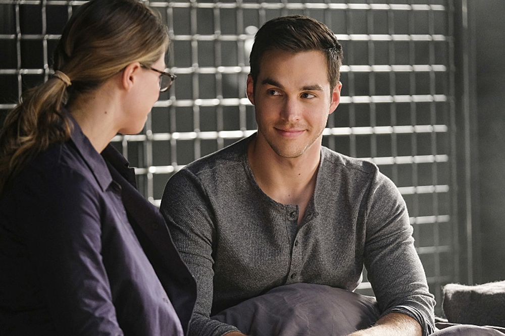 Melissa Benoist as Kara/Supergirl and Chris Wood as Mon-El - Photo: Robert Falconer /The CW -- © 2016 The CW Network, LLC. All Rights Reserved
