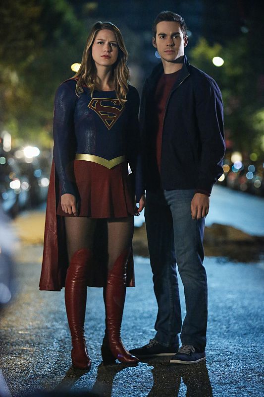 Supergirl -- Changing -- Image SPG206b_0188 -- Pictured (L-R): Melissa Benoist as Kara/Supergirl and Chris Wood as Mike/Mon-El -- Photo: Bettina Strauss /The CW -- ÃÂ© 2016 The CW Network, LLC. All Rights Reserved