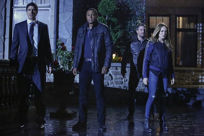 Arrow -- Invasion! -- Pictured (L-R): Brandon Routh as Ray Palmer, David Ramsey as John Diggle, Stephen Amell as Oliver Queen, and Caity Lotz as Sara Lance -- Photo: Bettina Strauss/The CW -- Ã© 2016 The CW Network, LLC. All Rights Reserved.