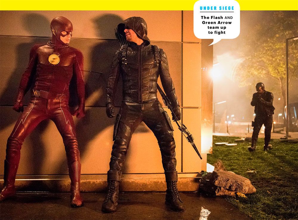 The Flash and Green Arrow appear to be hiding from John Diggle, aka Spartan.