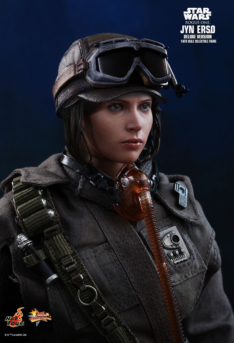Deluxe Jyn Erso Hot Toy Is Ready For Rebellion