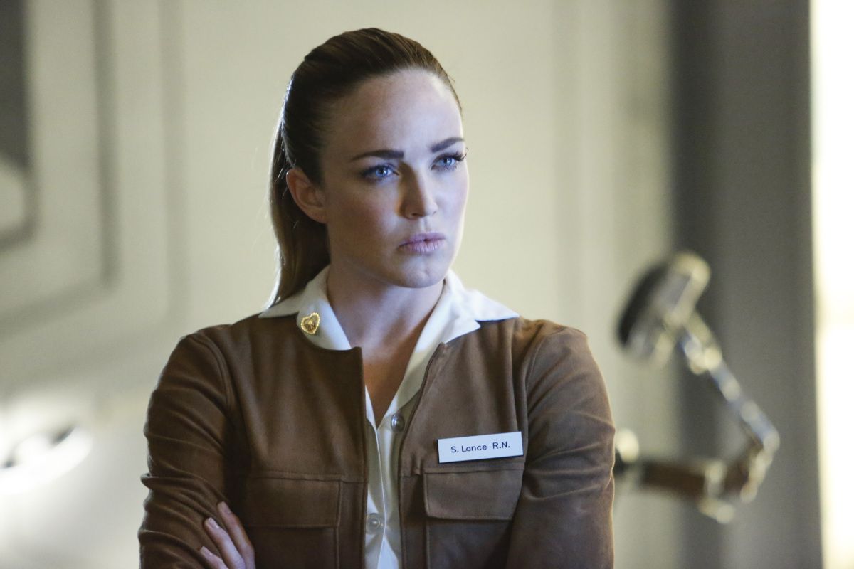 DC&#039;s Legends of Tomorrow --Raiders of the Lost Art-- LGN209a_0255.jpg -- Pictured: Caity Lotz as Sara Lance/White Canary -- Photo: Bettina Strauss/The CW -- ÃÂ© 2017 The CW Network, LLC. All Rights Reserved