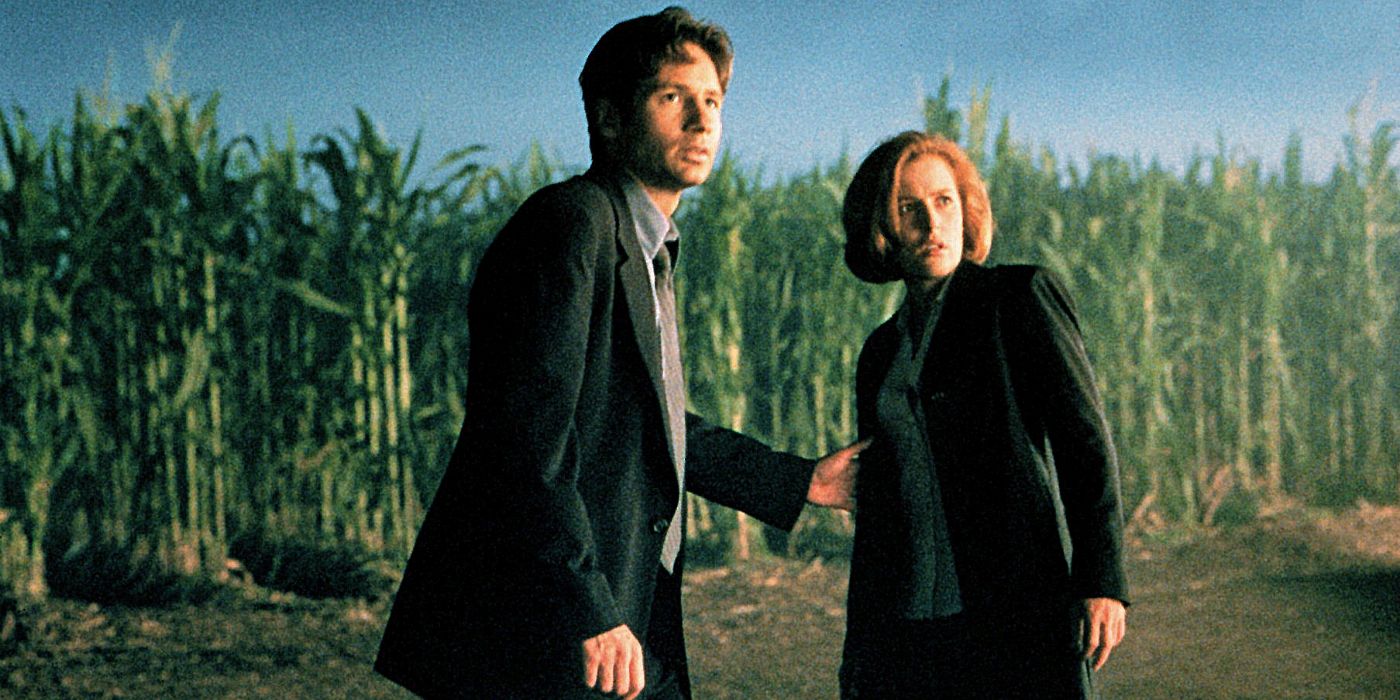 Scully and Mulder "Colony" episode of X-Files