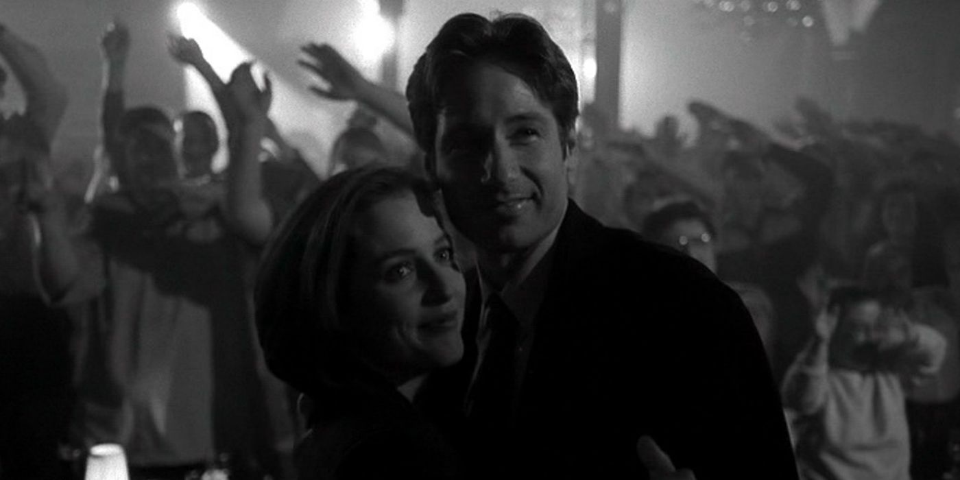 Scully and Mulder from X-Files