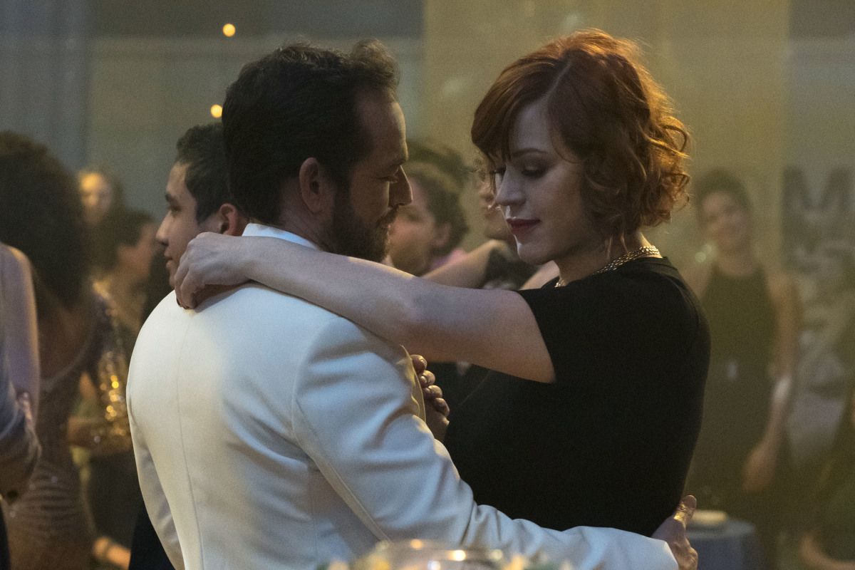 Luke Perry and Molly Ringwald on Riverdale