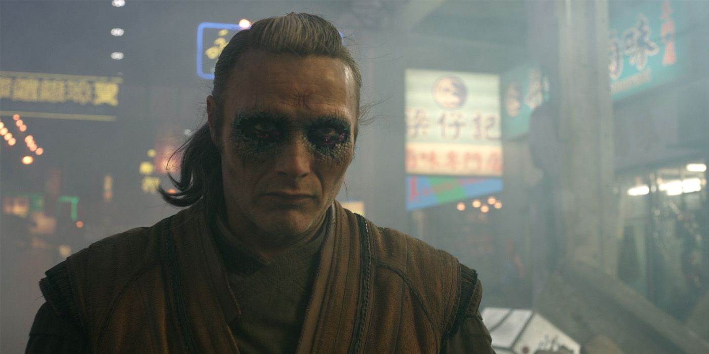 Kaecilius standing in a street