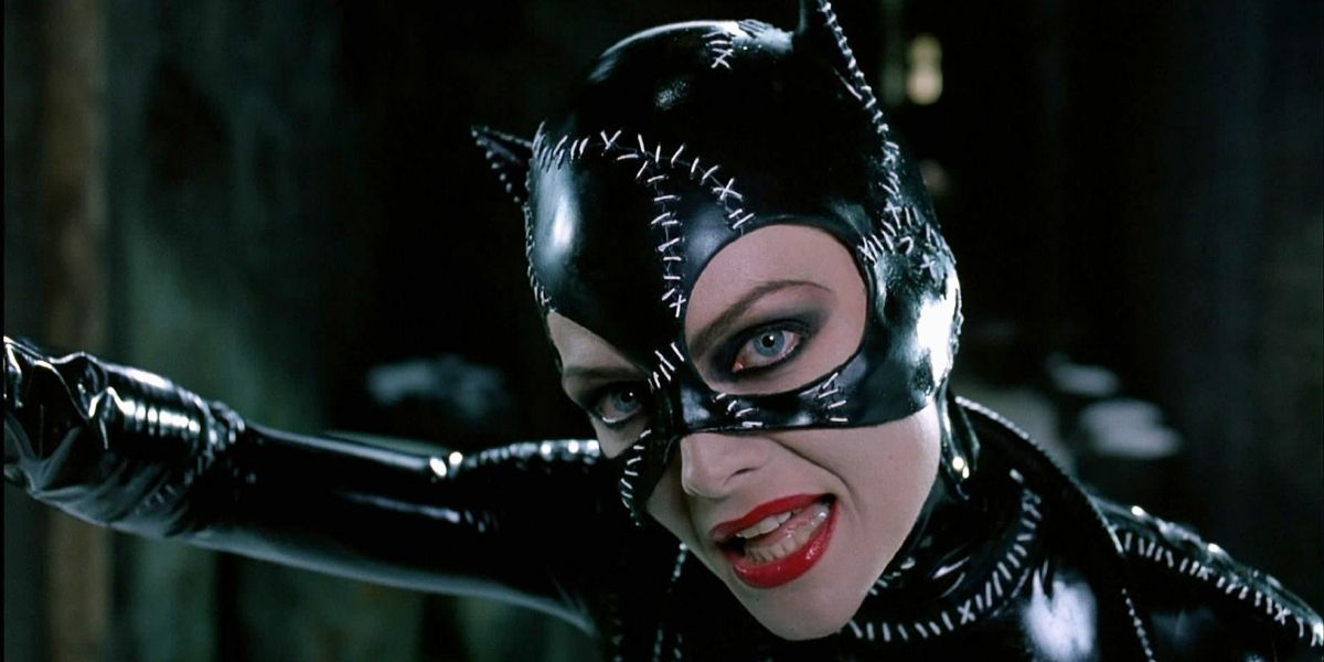 Catwoman seduces Batman in Batman Returns