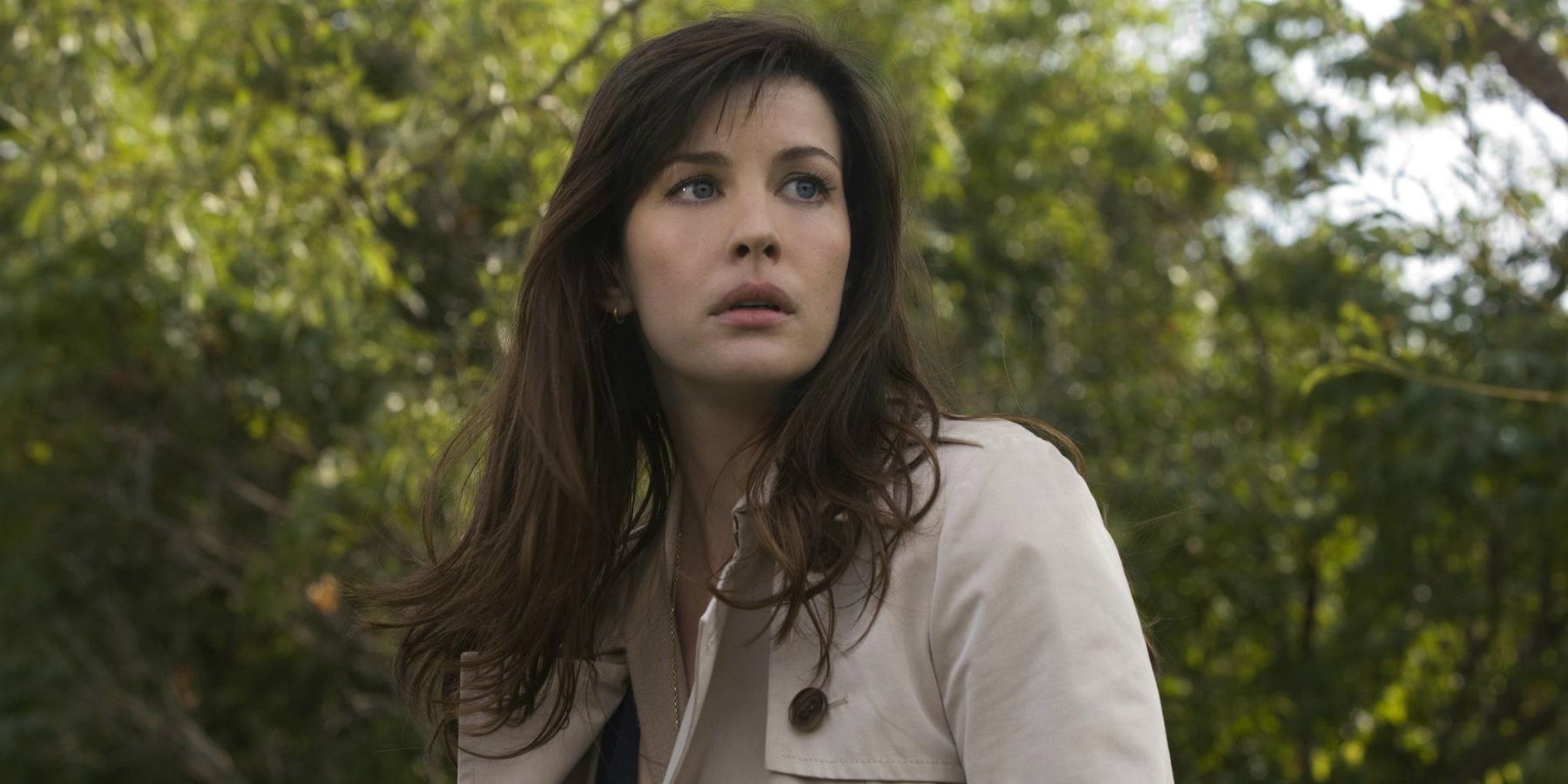 Liv Tyler looking concerned as Betty Ross in The Incredible Hulk