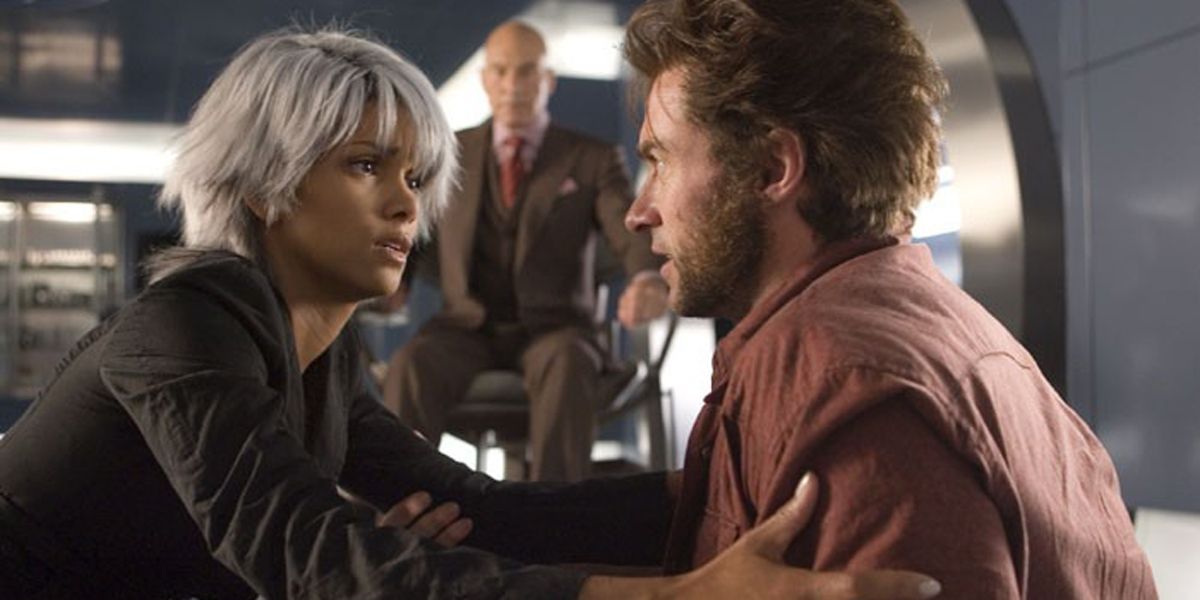 Halle Berry and Hugh Jackman in X-Men: The Last Stand