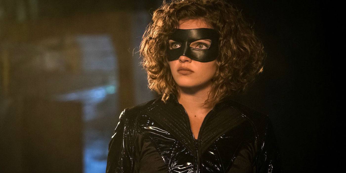 Lili simmons catwoman