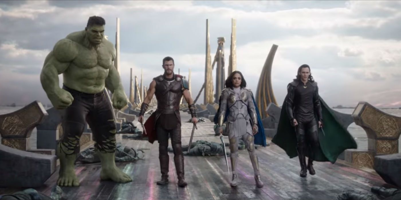 Thor-Ragnarok-Hulk-Thor-Valkyrie-Loki
