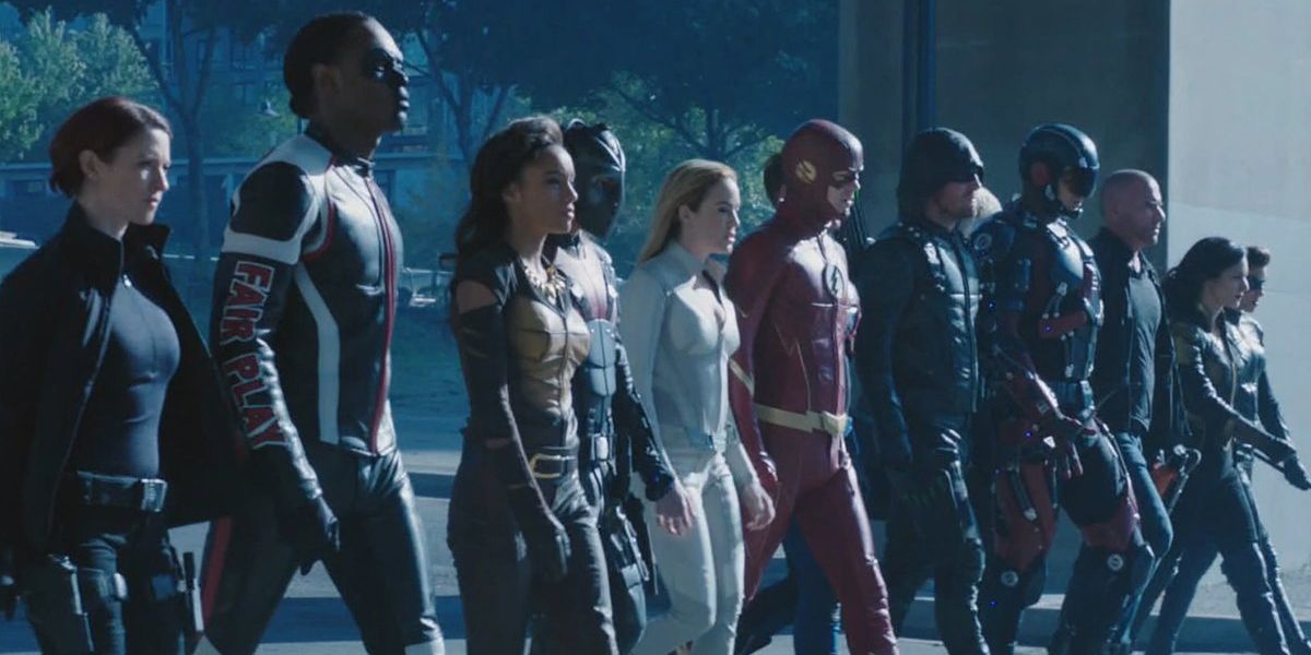 Why Crisis On Earth-X Was Better And Worse Than Justice League