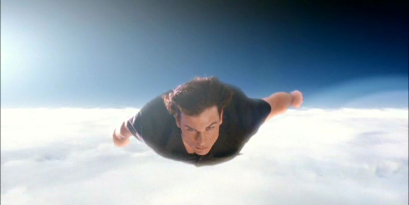 Smallville New Powers Clark Flying