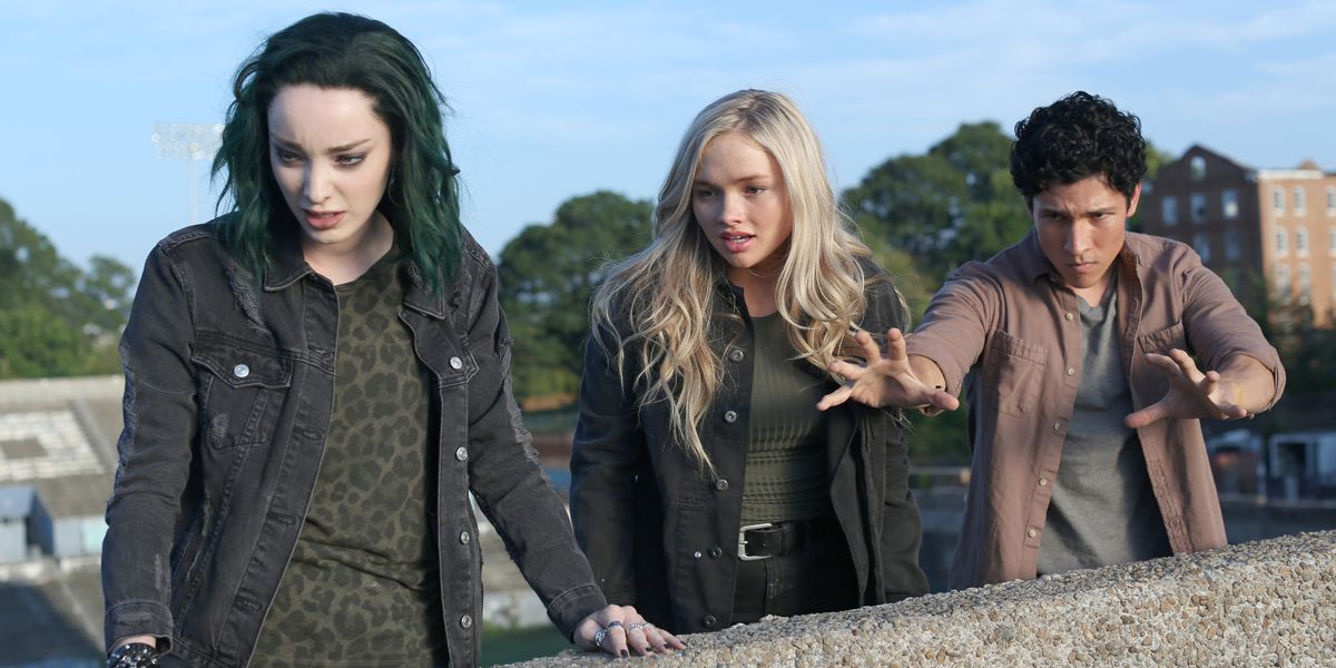 Emma Dumont Source. - Serie Tv ▻ Emma Dumont as Lorna Dane in 'The Gifted';  2x06. | Facebook