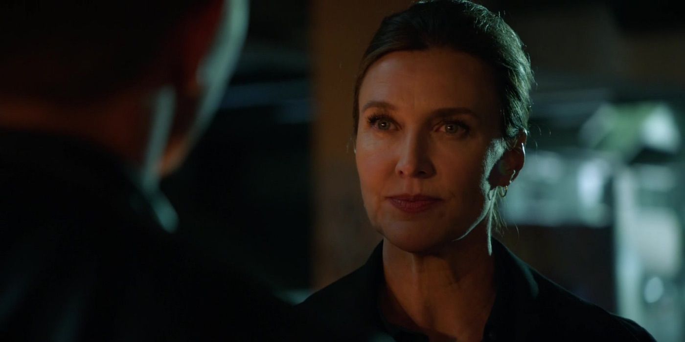 Brenda Strong as Lillian Luthor in Supergirl