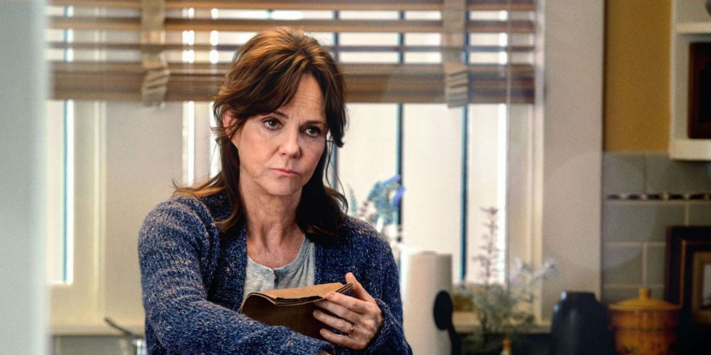 Sally-Field-Aunt-May