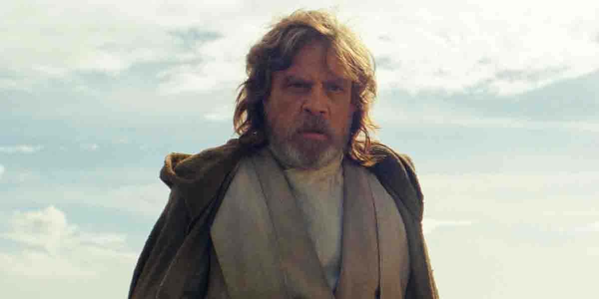 Luke looking confused on Ahch-To in Star Wars: The Last Jedi.