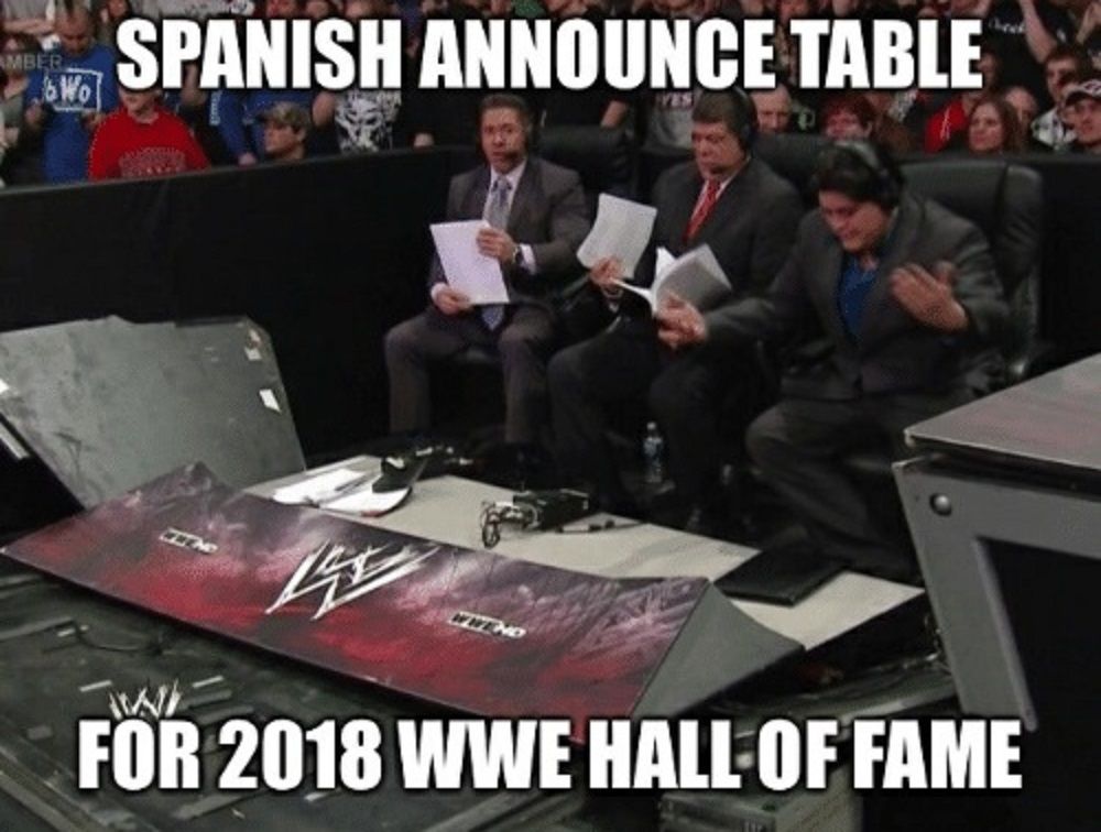 Spanish Announce Table Meme