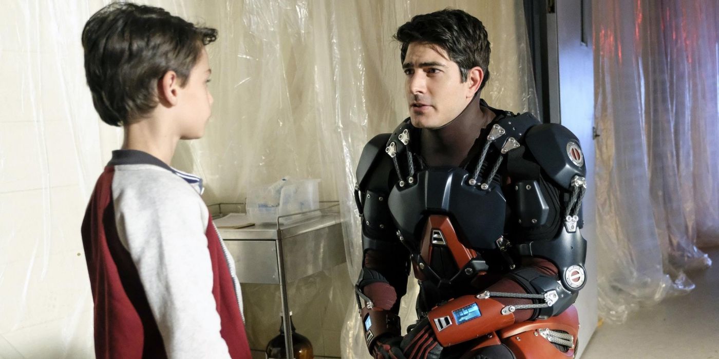 The Atom and Young Ray Palmer on Legends of Tomorrow