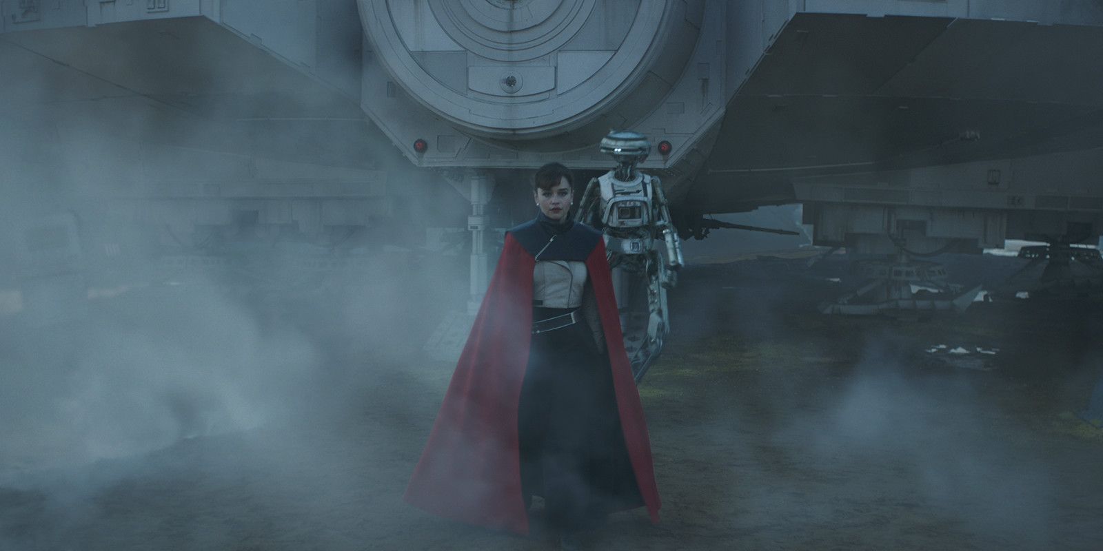 Solo A Star Wars Story Qira Emilia Clarke Outside Falcon Phoebe Waller-Bridge Female Droid