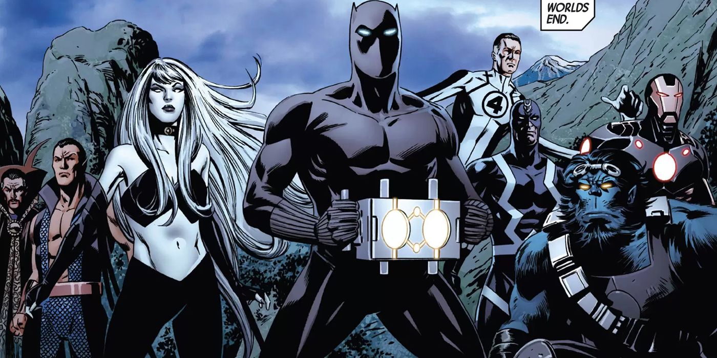 The Illuminati gathers together to use an experimental machine in New Avengers Illuminati