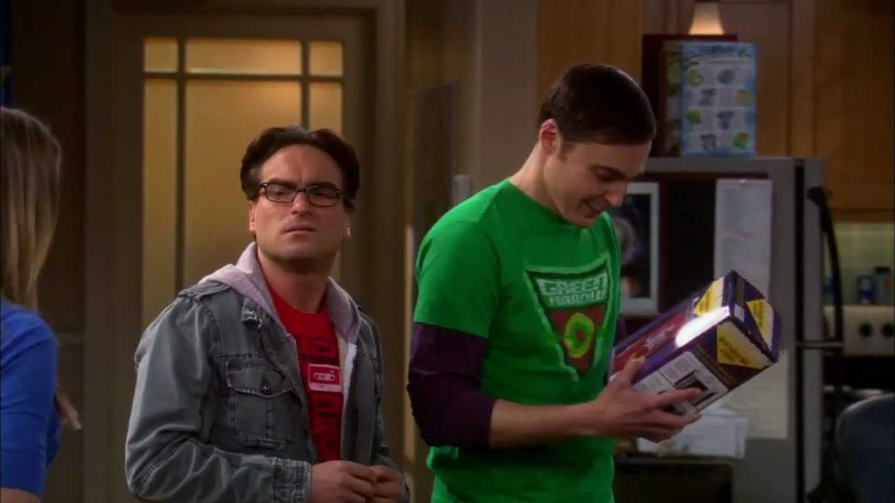 The Big Bang Theory Sheldon Leonard Star Trek toy