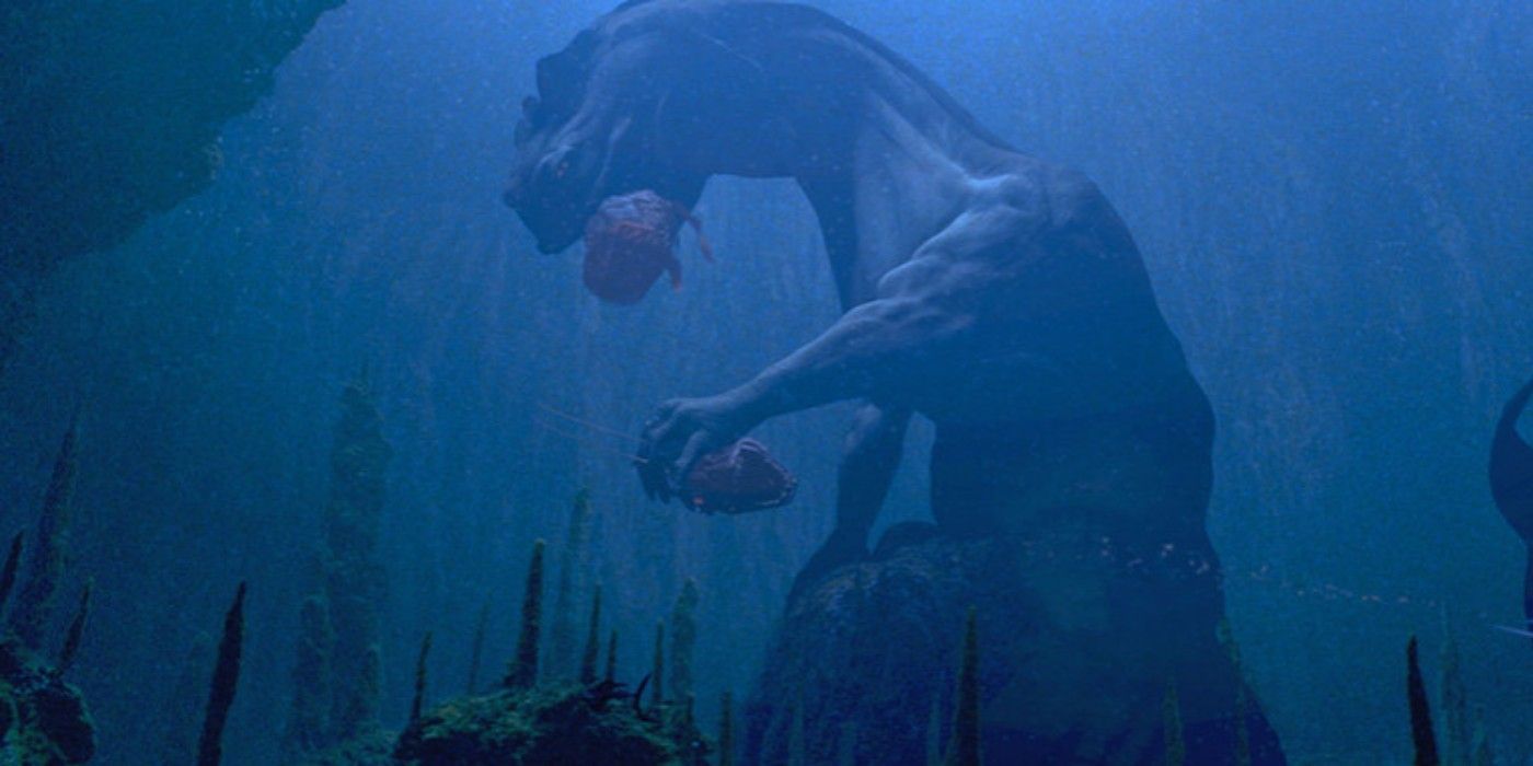 The sando aqua monster catches some small sea creatures in Star Wars The Phantom Menace