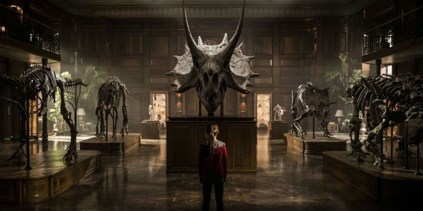 Jurassic-World-Fallen-Kingdom-Maisie-Triceratops-Skull