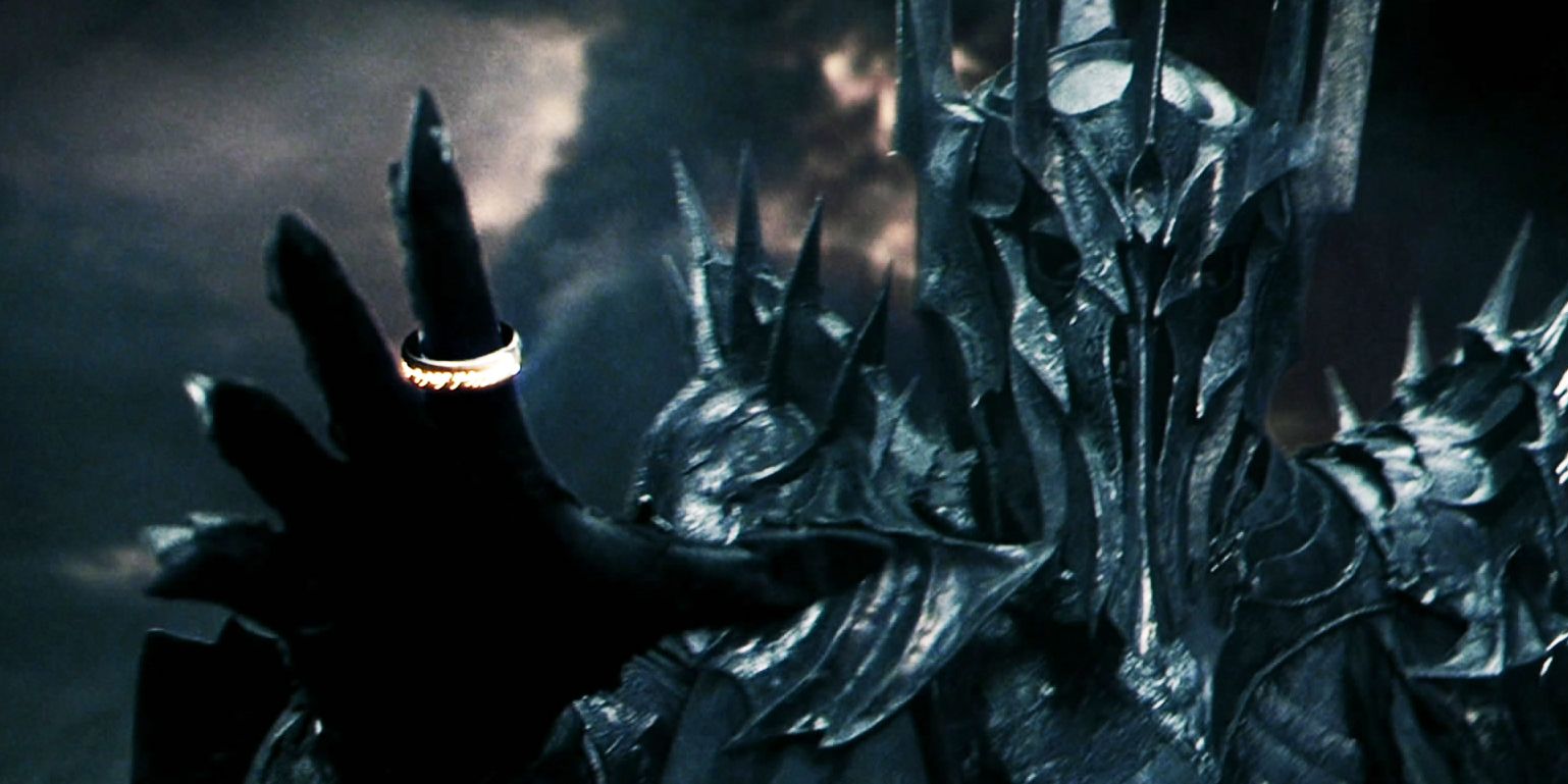 Sauron brandissant l'Anneau Unique dans Le Seigneur des Anneaux