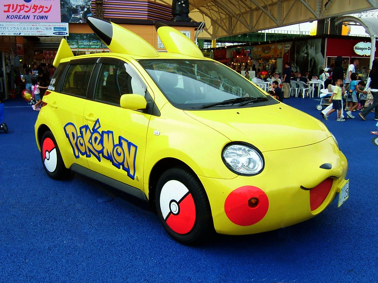 TOYOTA Pikachu Car