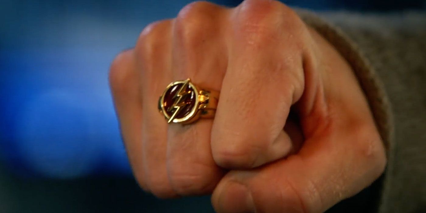 The Flash Season 5 Adds Barry Allen's Flash Ring