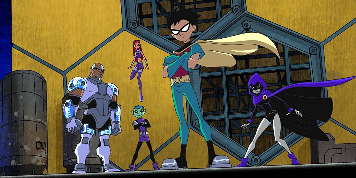 Robin, Starfire, Raven, Beast Boy and Cyborg in Teen Titans 2003.