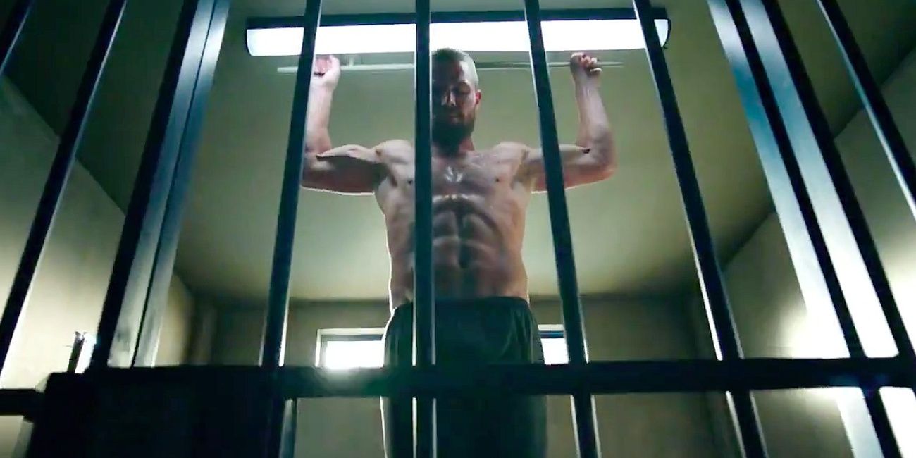 Arrow Season 7 Oliver Queen in prison cell