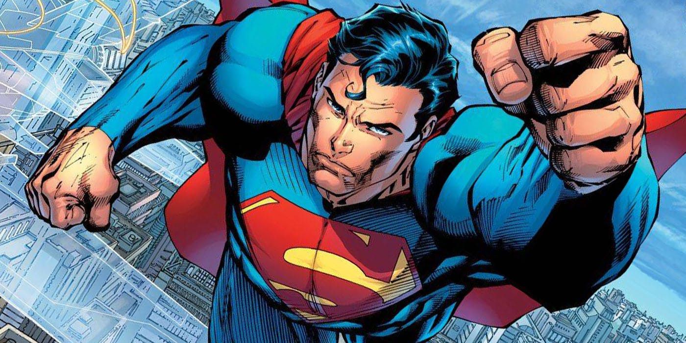 10 Ways Superman Hides His Secret Identity
