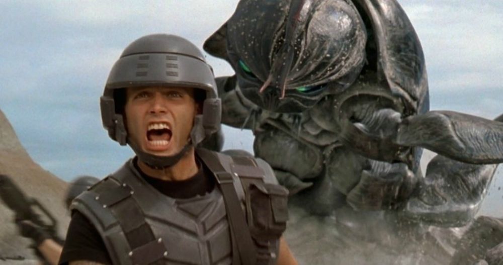 starship-troopers-bug-in-the-ground