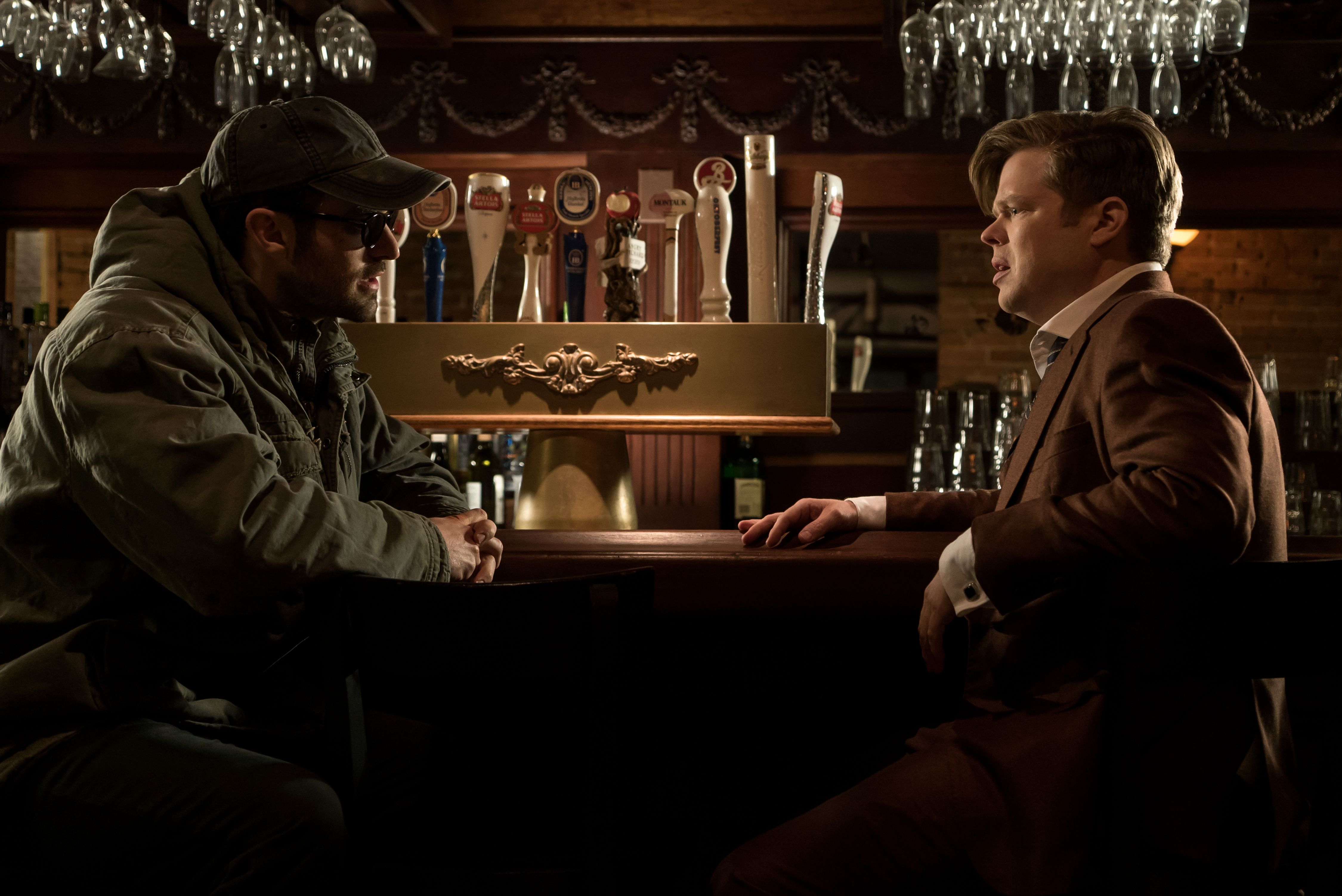 Matt gets a drink with Foggy in Daredevil Season 3 photo.
