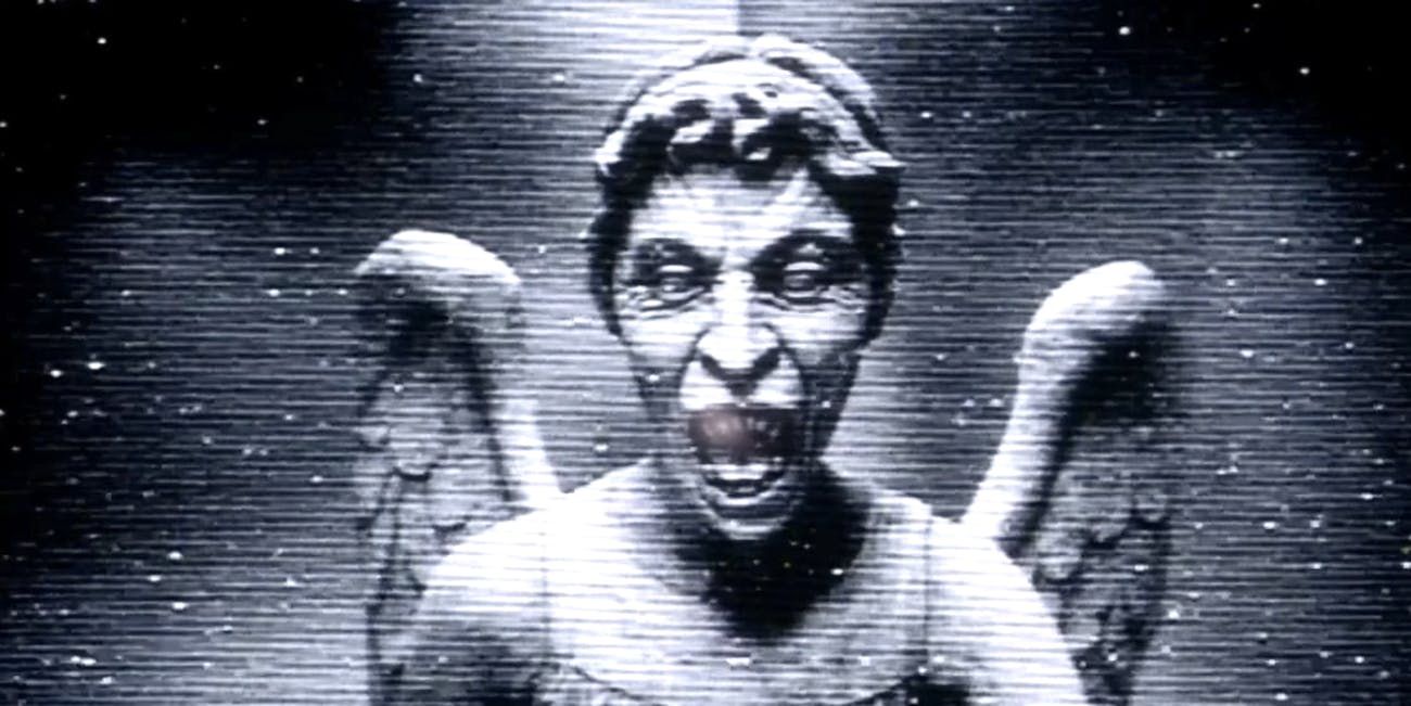 A imagem de um anjo chorão fugindo em Doctor Who, "The Time of Angels"