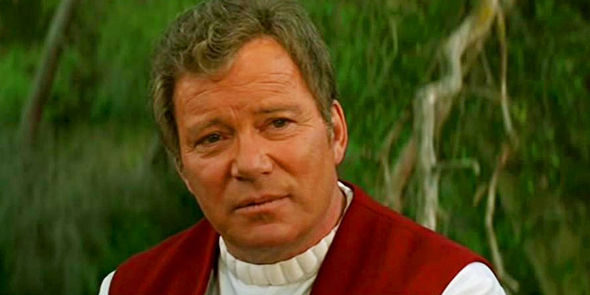 William Shatner parecendo triste como Kirk em Star Trek: Generations.