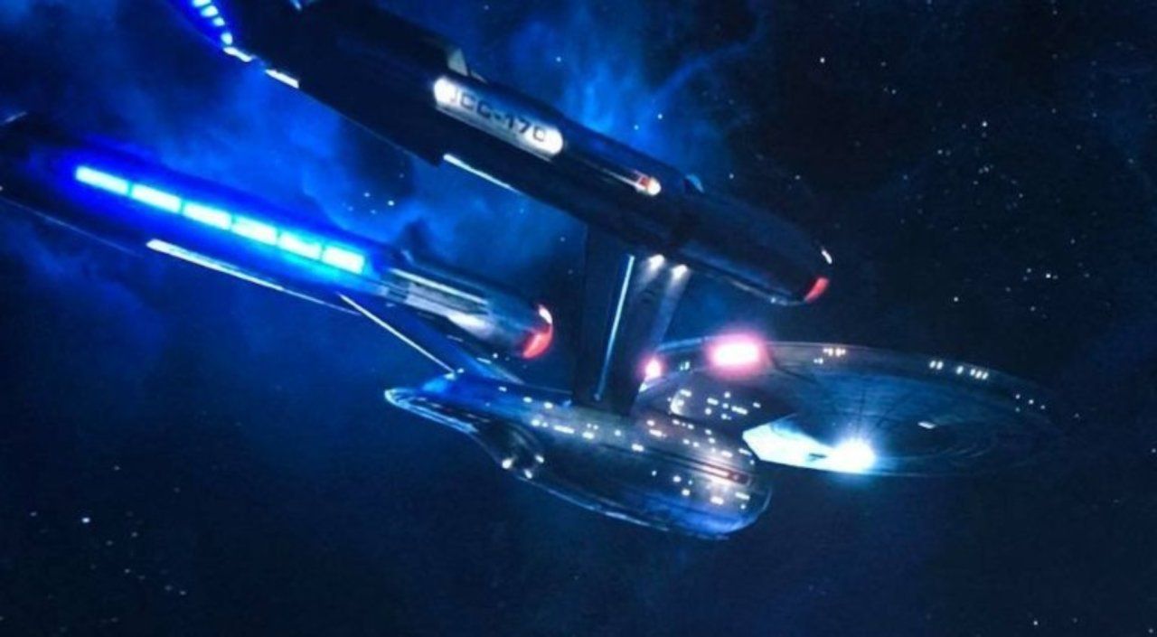 Star Trek: Discovery's Rebecca Romijn Releases First Look Photo Of