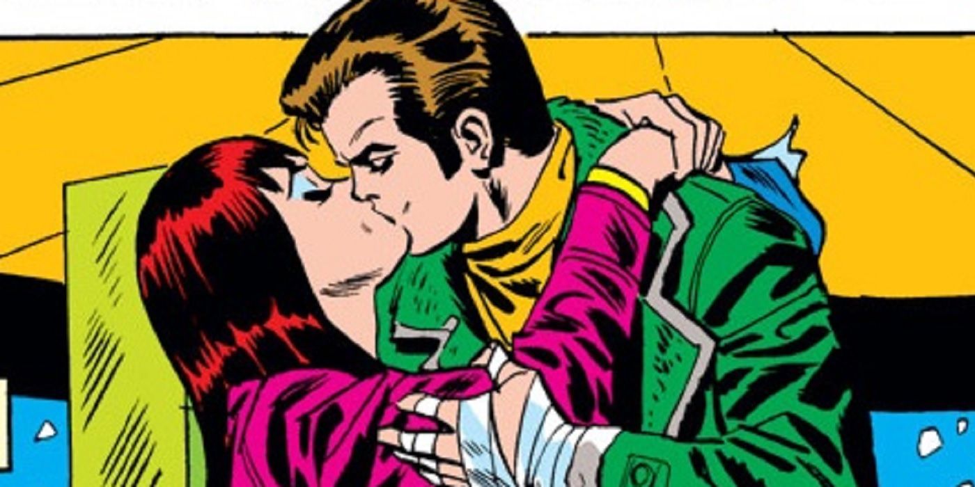 Peter Parker kissing Mary Jane Watson in an airport