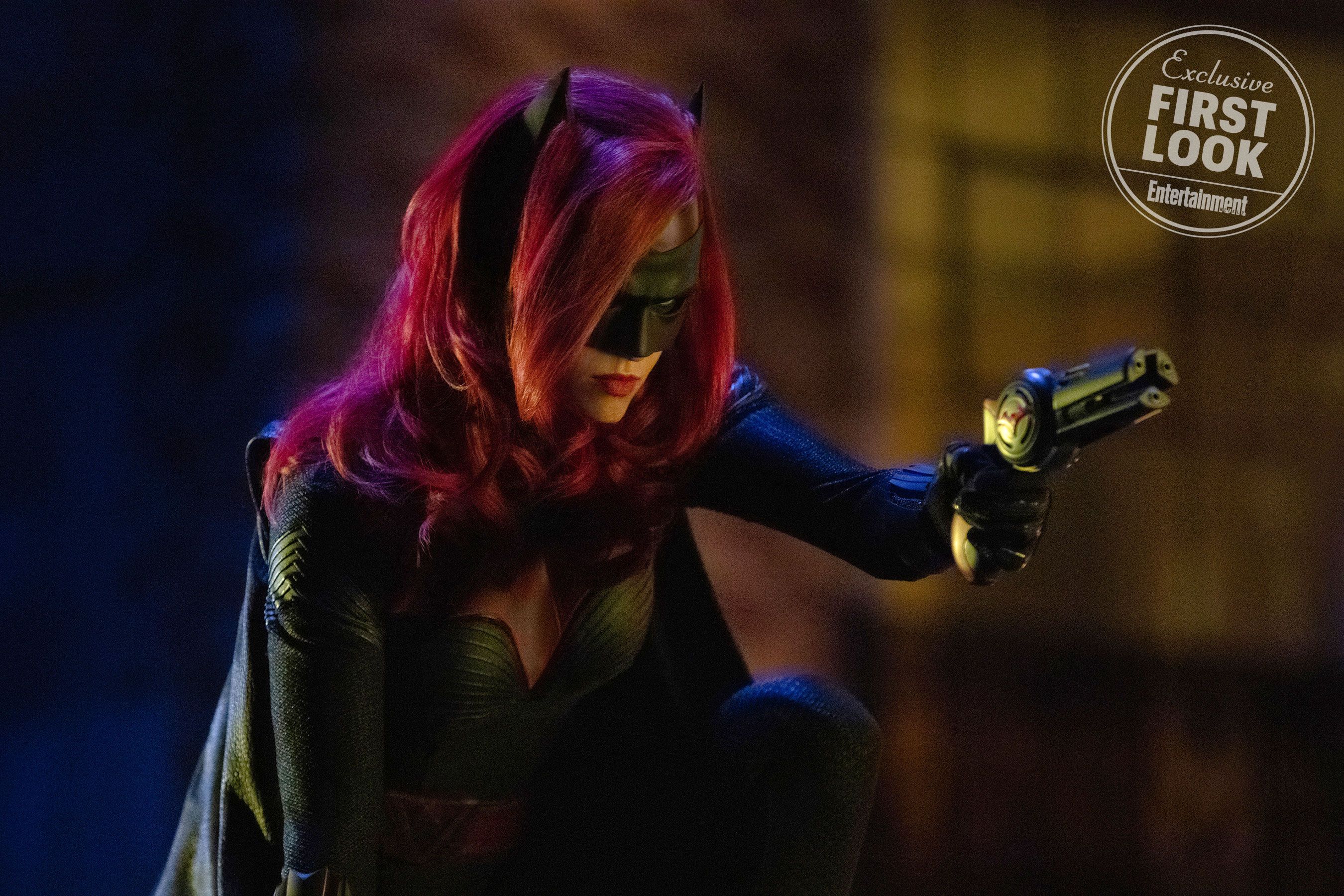 Runy Rose as Batwoman in Arrowverse crossover Elseworlds