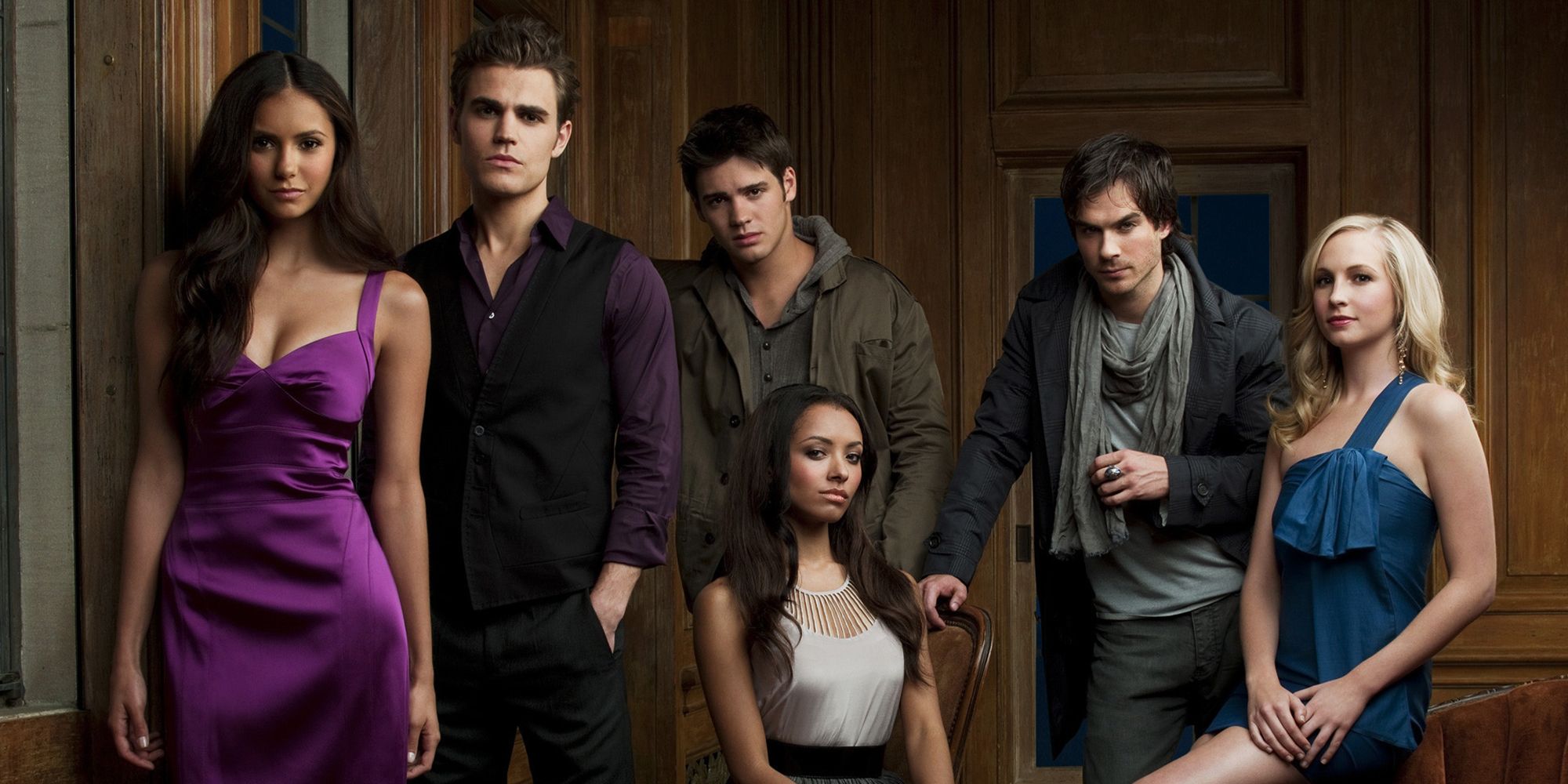 The cast of Vampire Diaries poses for a promotional photo.